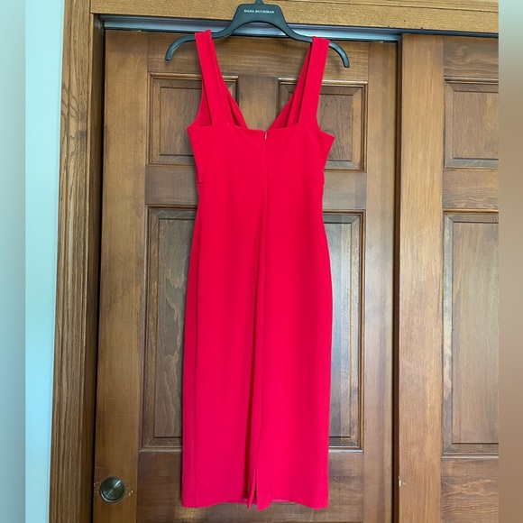 NWT Red midi dress with cutout. Size medium - Picture 4 of 5